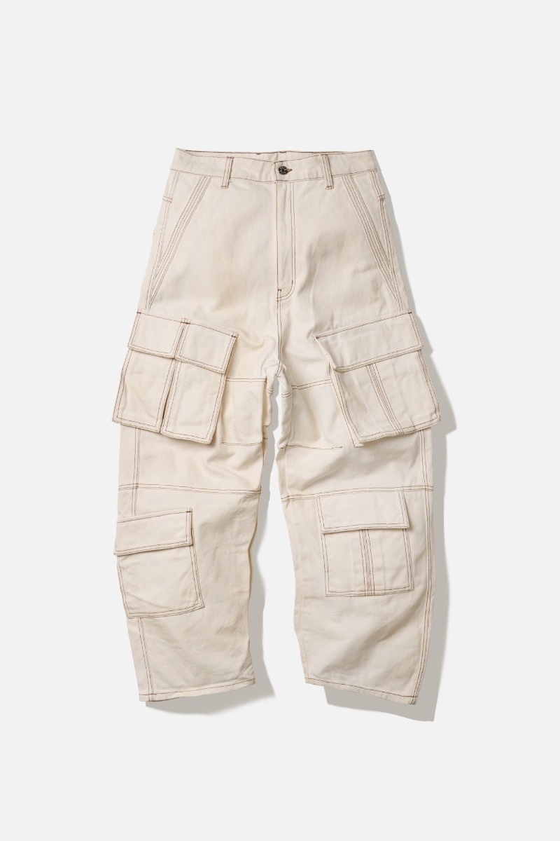 CURVED WIDE CARGO DENIM PANTS-WHITE